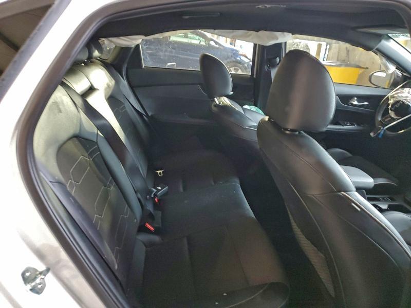 2024 KIA Forte gt Line