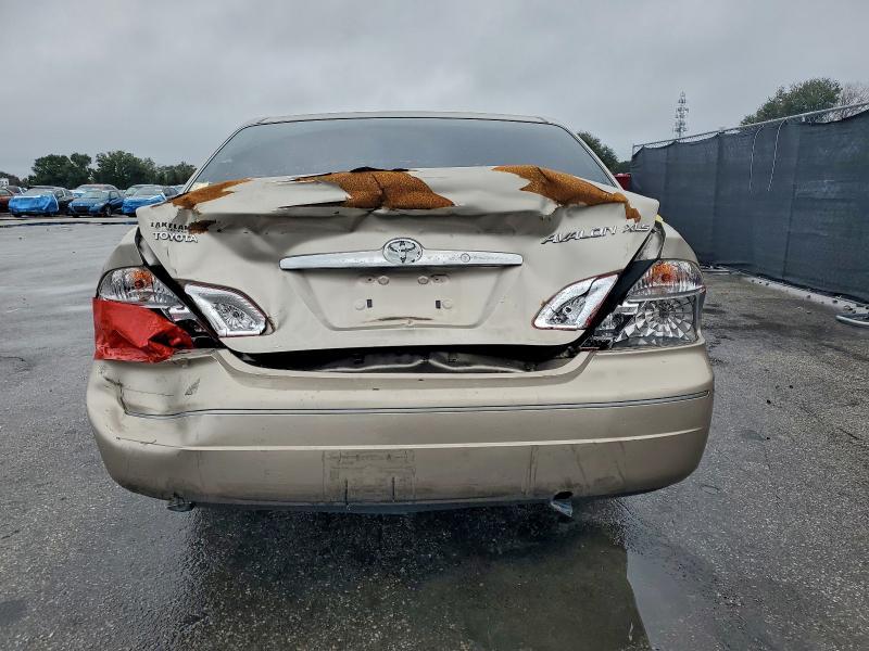 2004 Toyota Avalon xl