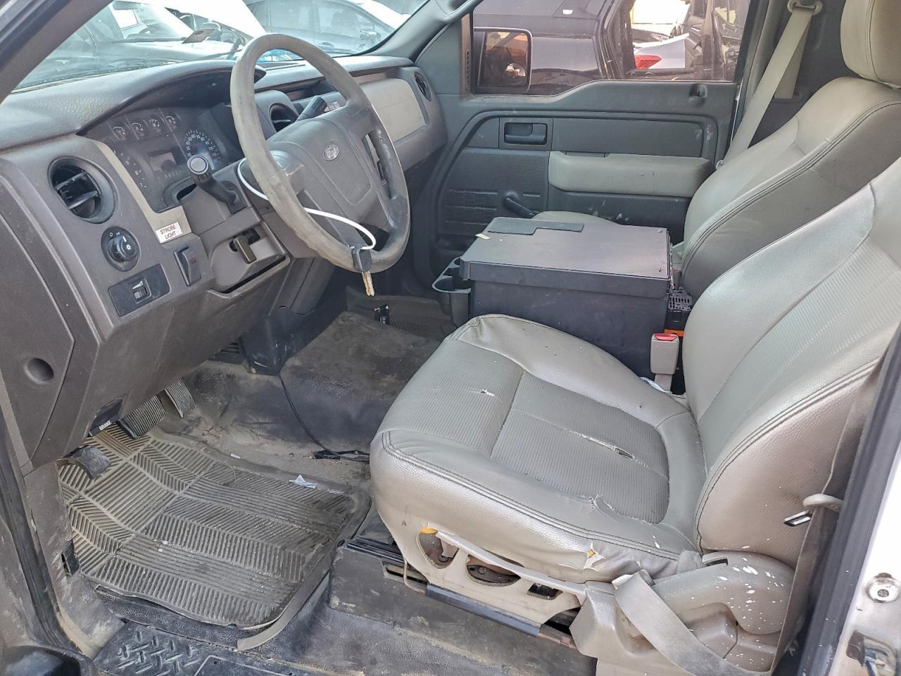 2009 Ford F150 Utility / Service Truck