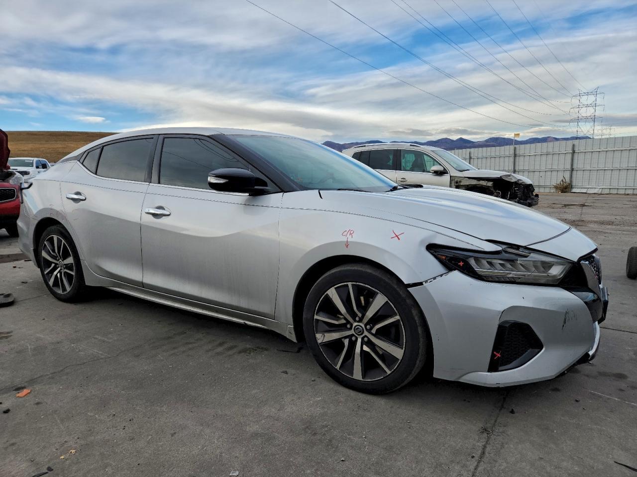 2019 Nissan Maxima s