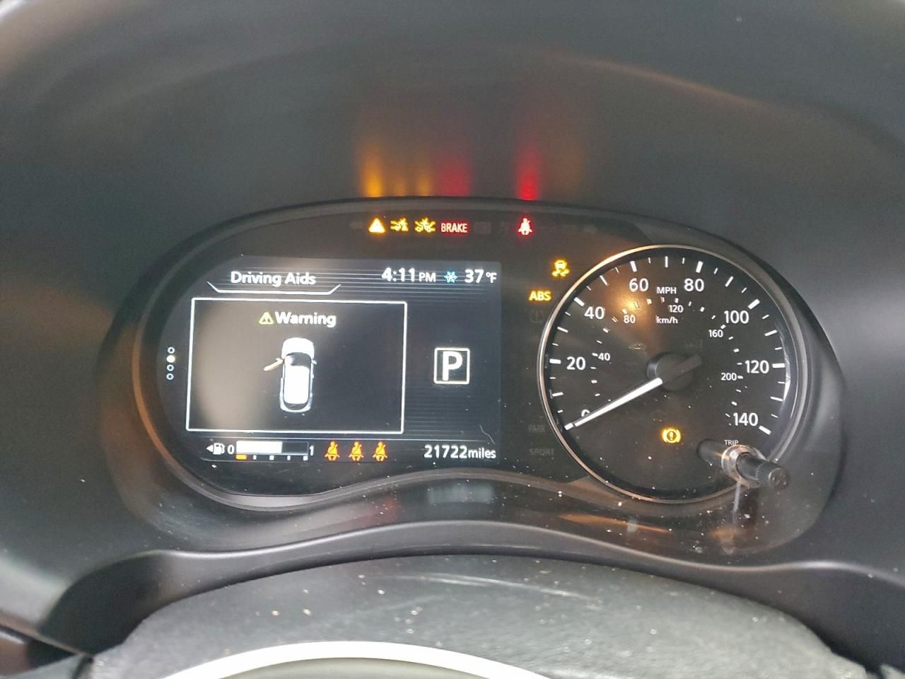 2021 Nissan Kicks sr