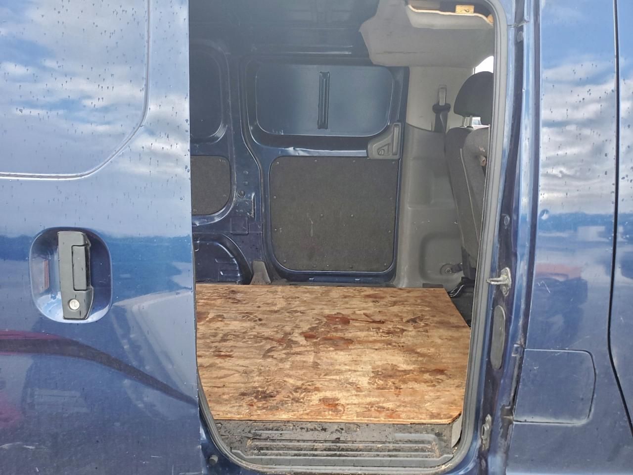 2013 Nissan NV200 Delivery Van