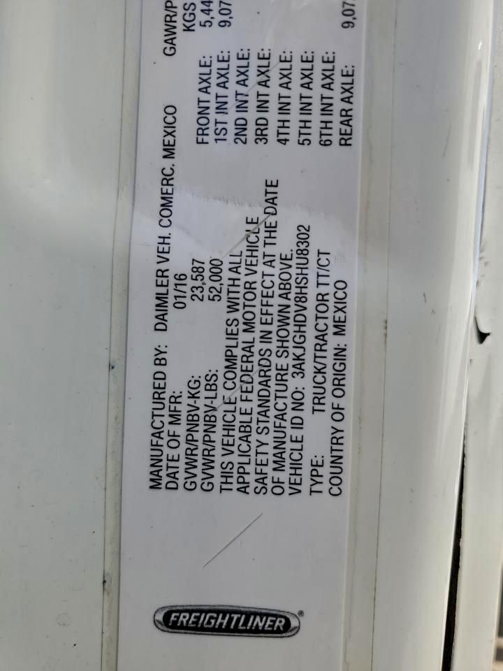 2017 Freightliner Cascadia 113 Semi Truck