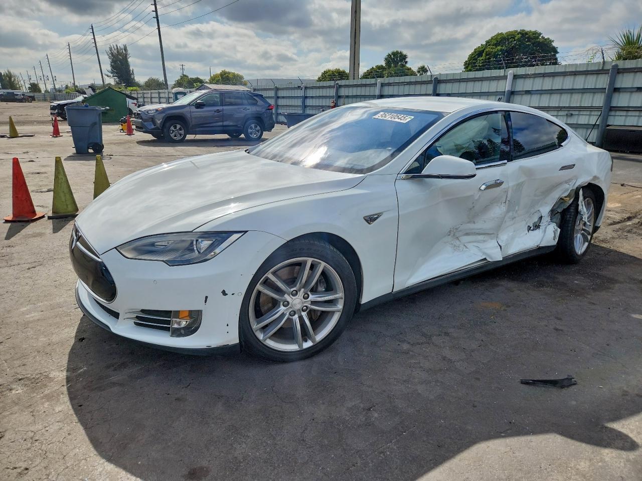 2015 Tesla Model s 70D
