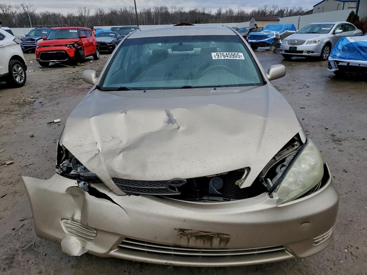 2004 Toyota Camry le