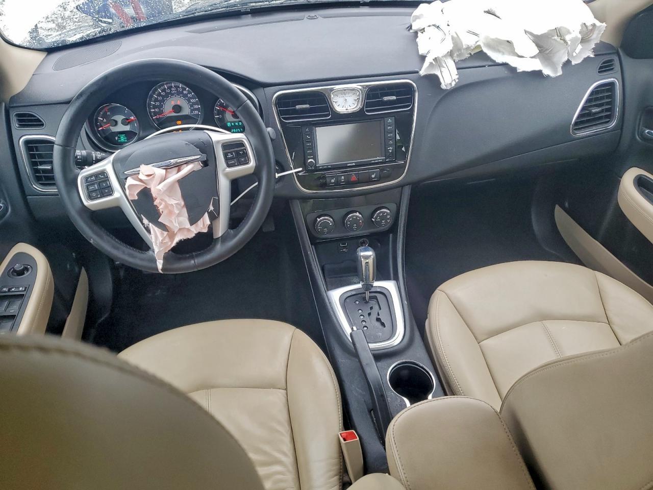 2011 Chrysler 200 Limited