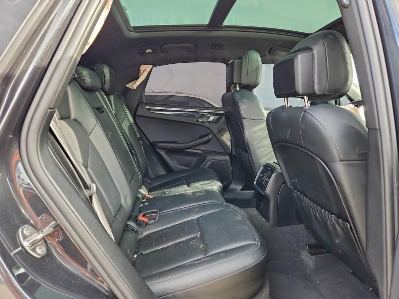 2021 Porsche Macan s