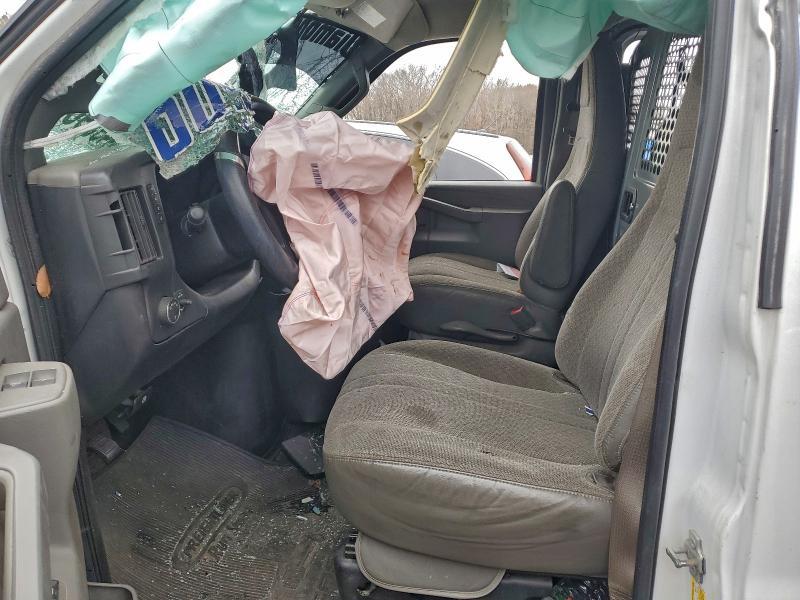 2017 Chevrolet Express G2500