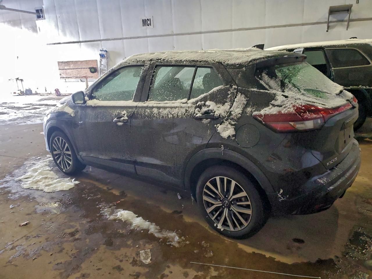 2024 Nissan Kicks sv