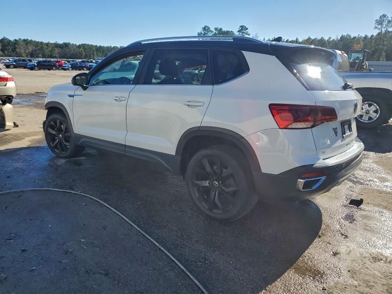2024 Volkswagen Taos se
