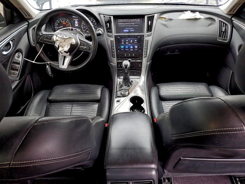 2018 Infiniti Q50 Luxe