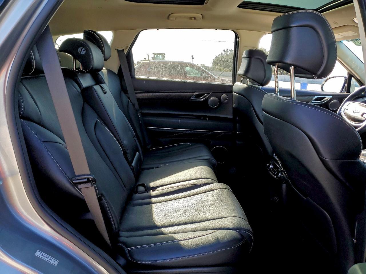 2022 Genesis Gv80 Base