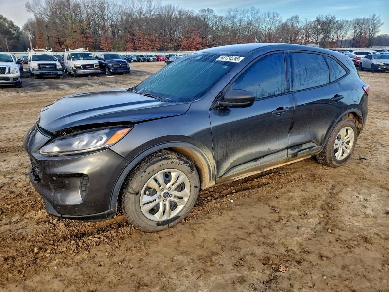 2020 Ford Escape s