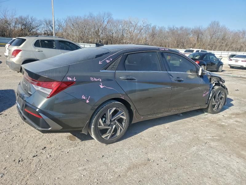 2025 Hyundai Elantra Limited