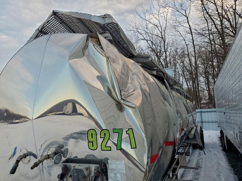 1998 Semi 1998 Bozc Unknown-Tank Trailer