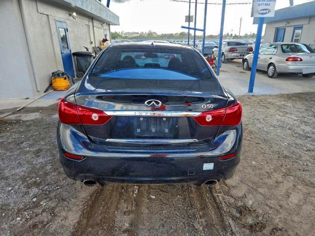2015 Infiniti Q50 Base