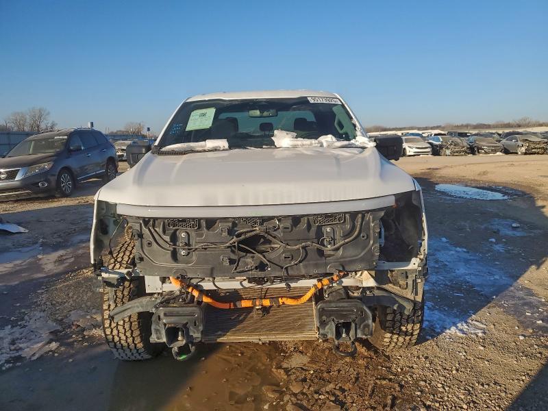 2022 Ford F150 Lightning pro