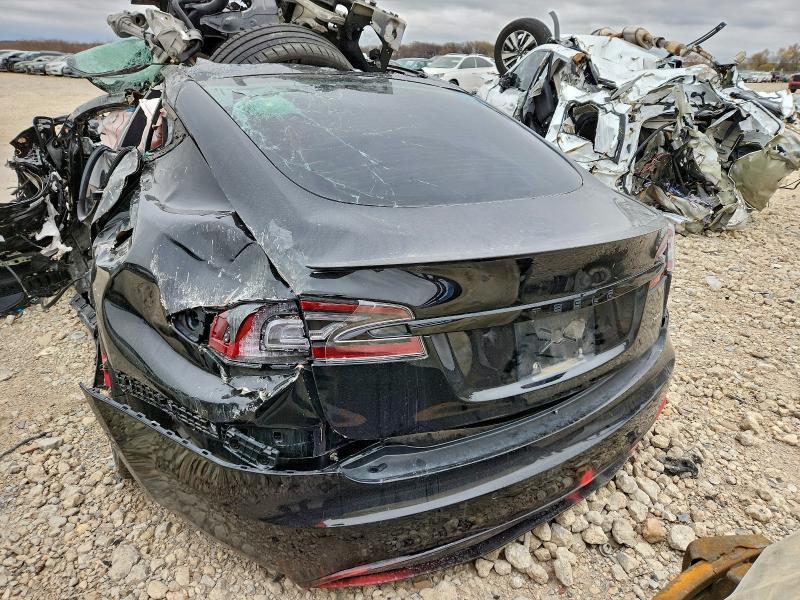 2021 Tesla Model s