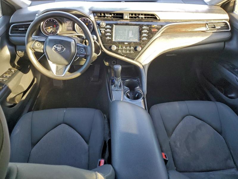 2020 Toyota Camry le