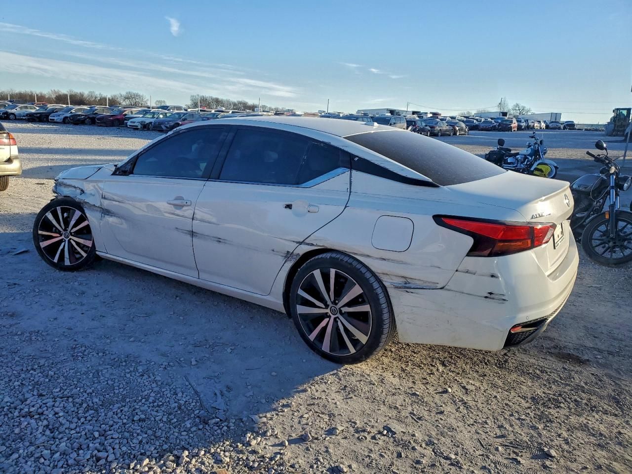 2020 Nissan Altima sr