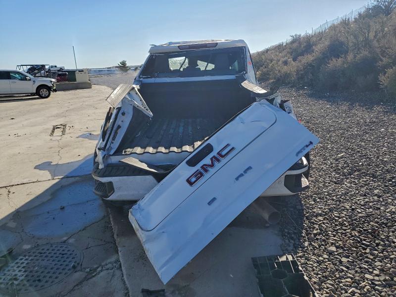 2024 GMC Sierra K2500 AT4