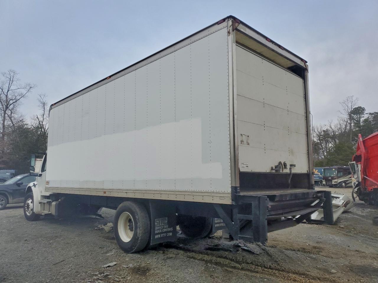 2019 Freigliner 2019 Freightliner Business Class M2 BOX Truck