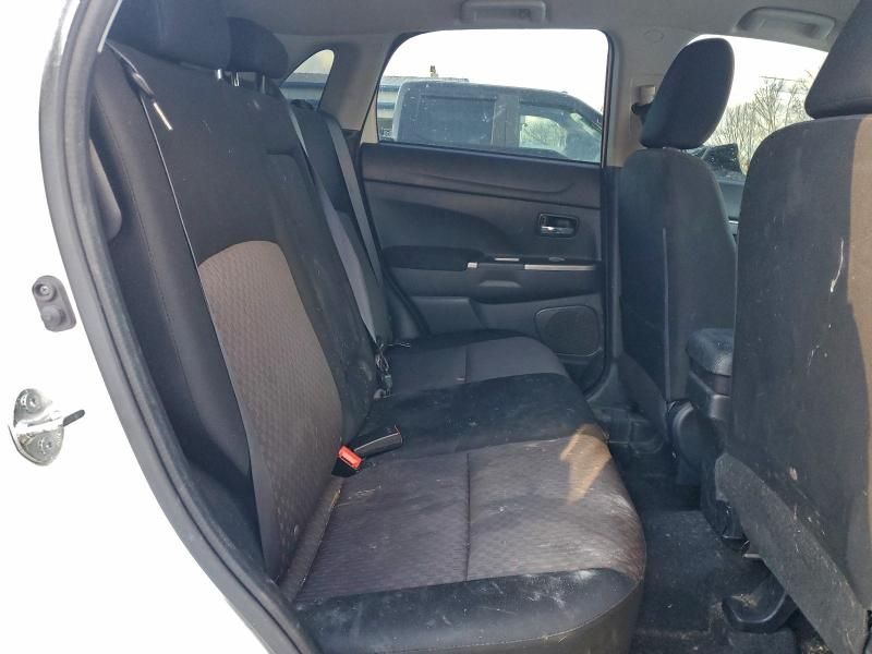 2019 Mitsubishi Outlander Sport es