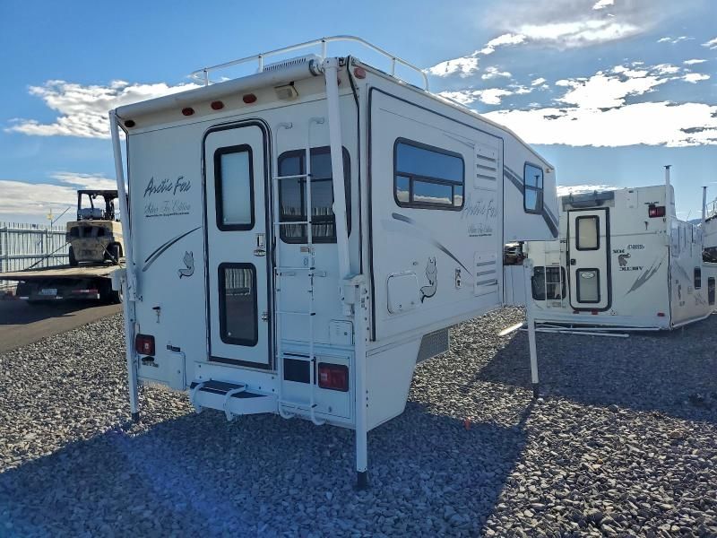 2005 Arctic Cat C860sa Truck Camper-camper