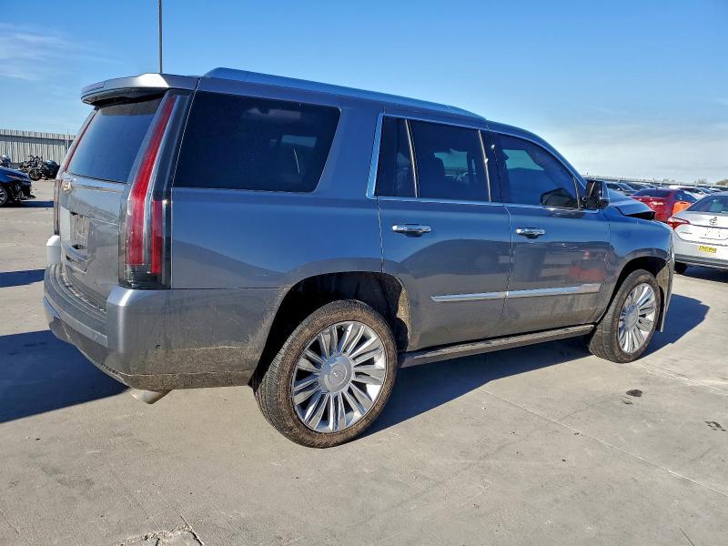 2020 Cadillac Escalade Platinum