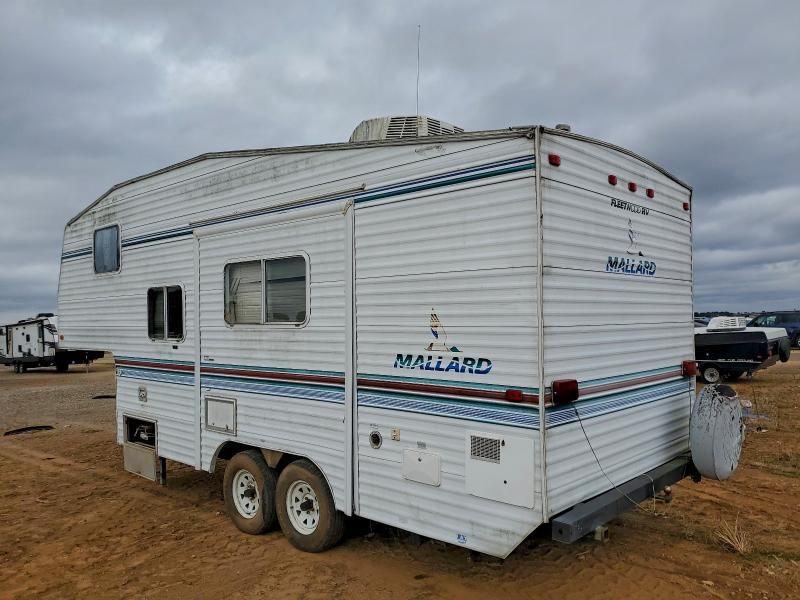 2000 Fleetwood Travel