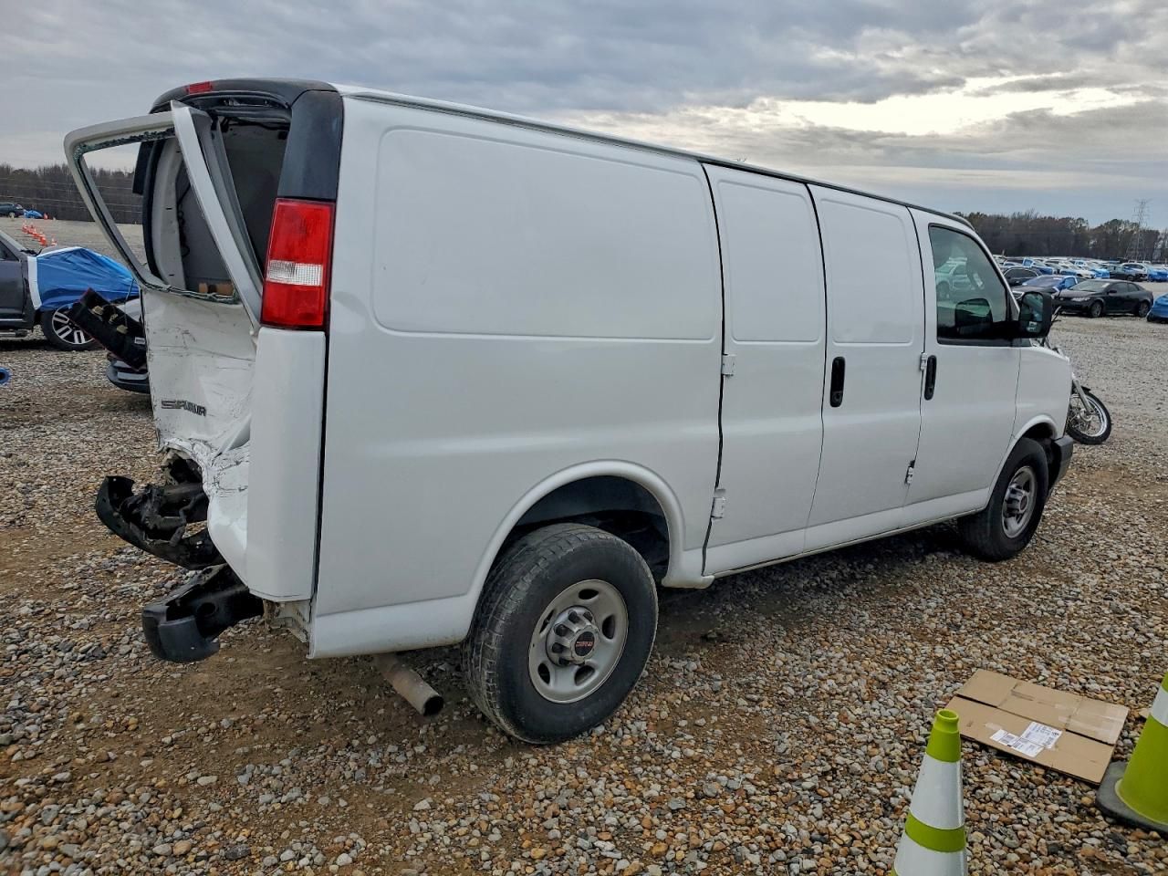 2020 GMC Savana G2500