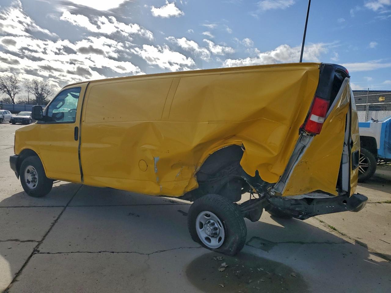 2017 Chevrolet Express G2500