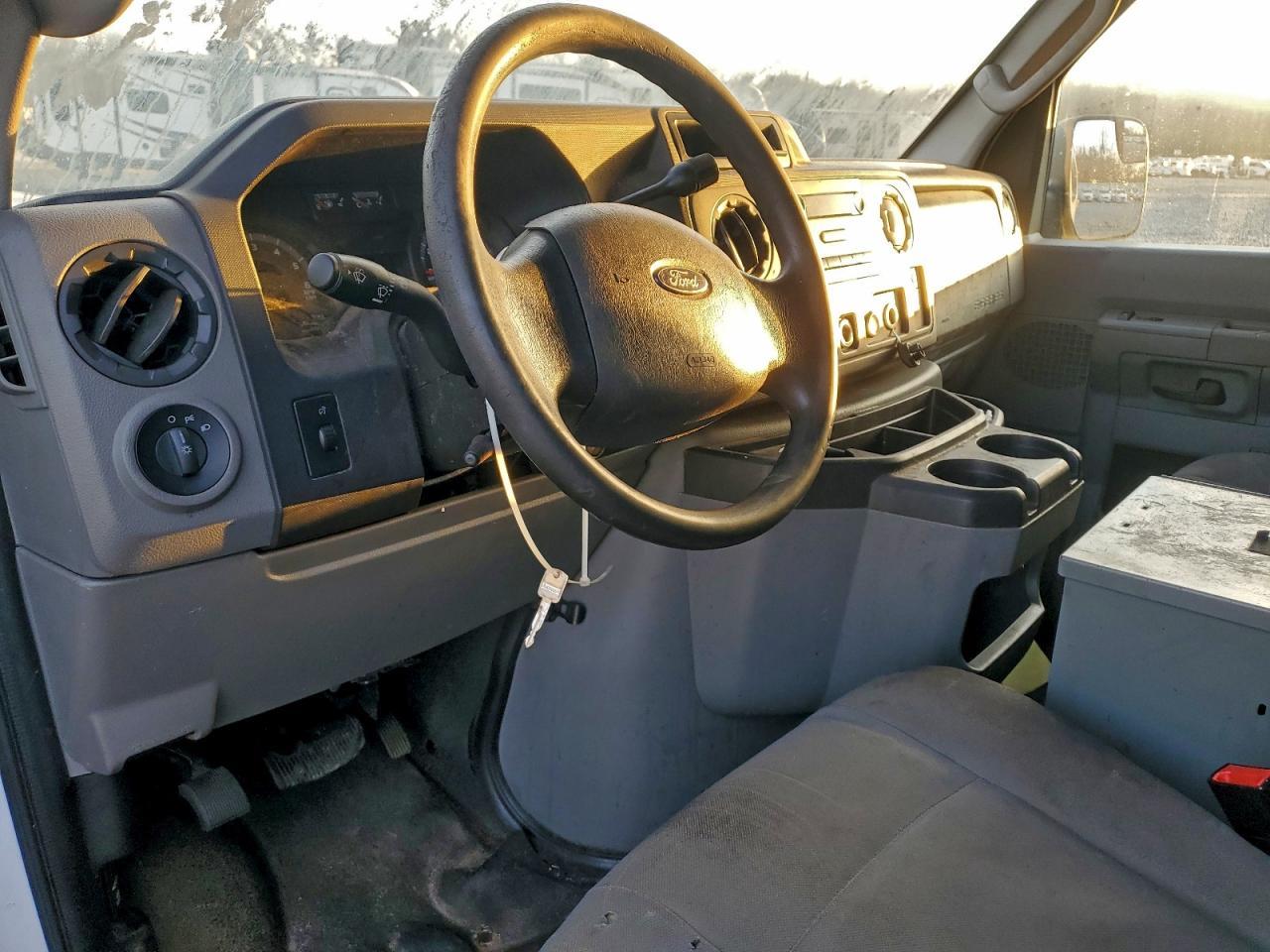 2011 Ford E250 Delivery van