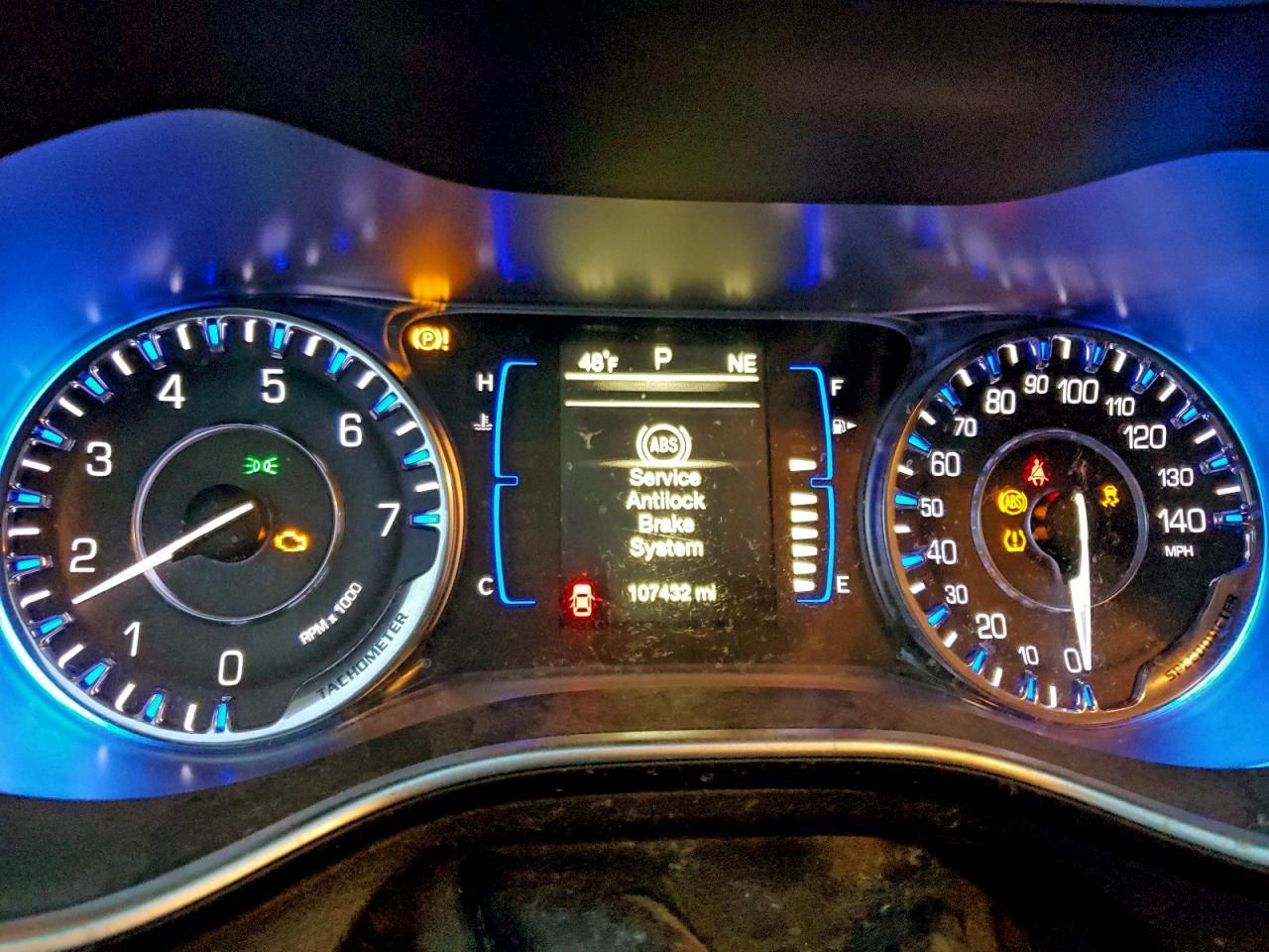 2016 Chrysler 200 Limited