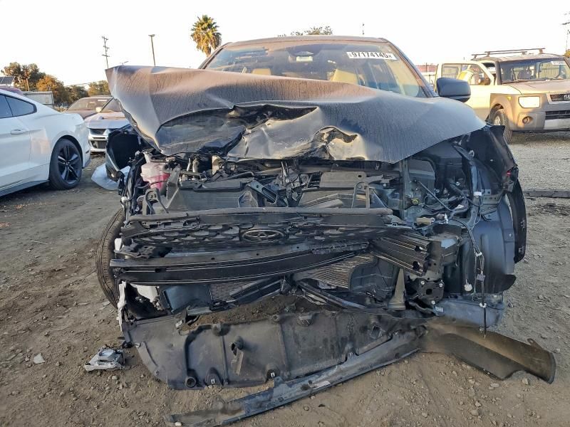 2025 Toyota Corolla Cross l