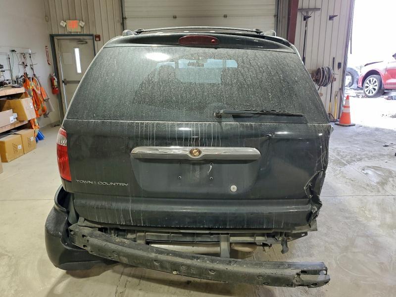2006 Chrysler Town & Country lx