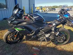 Kawasaki Vehiculos salvage en venta: 2025 Kawasaki EX650 R