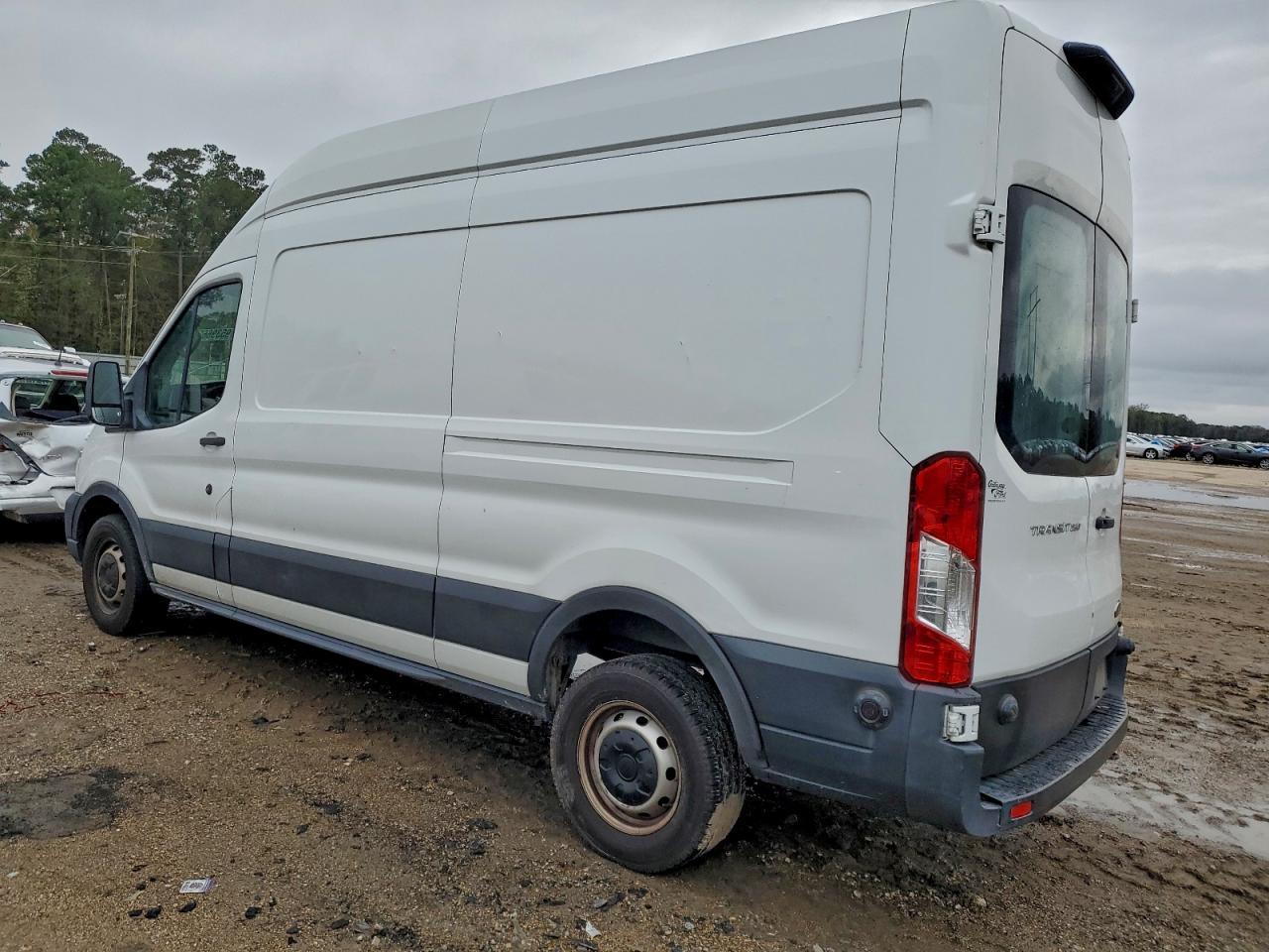2020 Ford Transit T-250