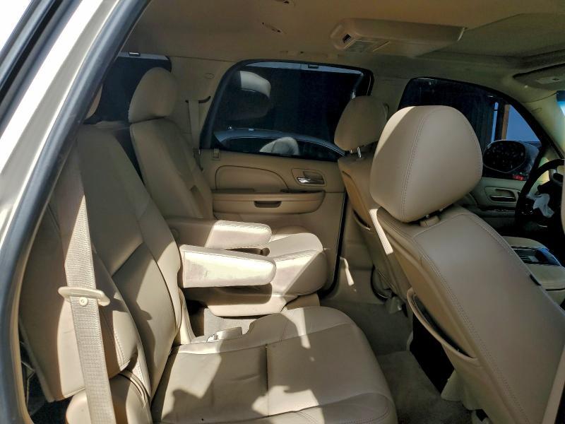 2012 Cadillac Escalade Premium