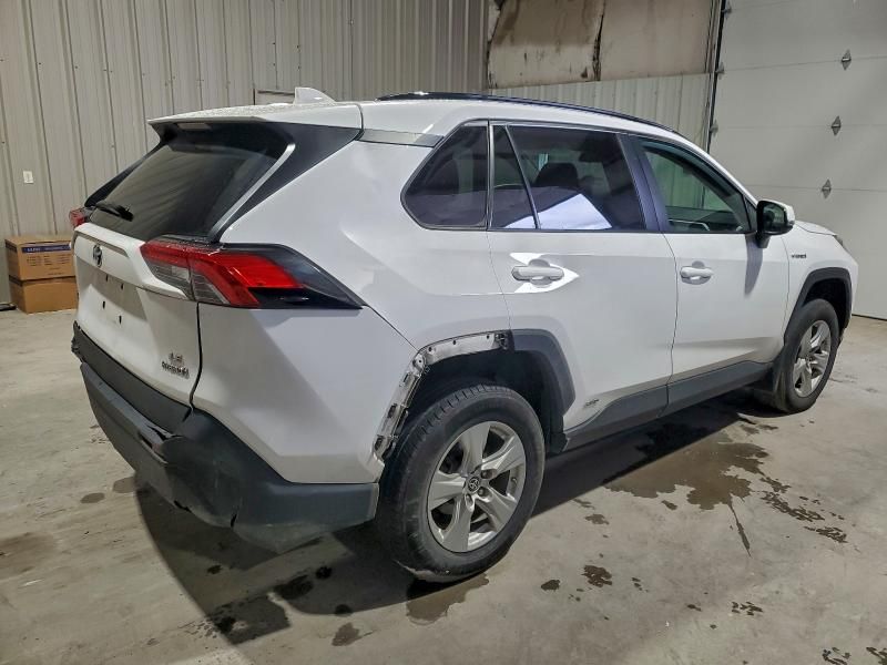 2021 Toyota Rav4 le