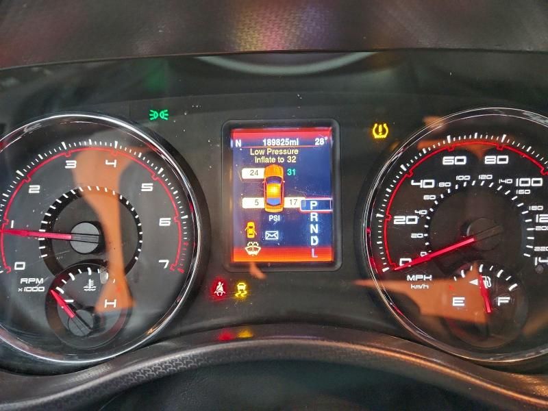 2014 Dodge Charger sxt