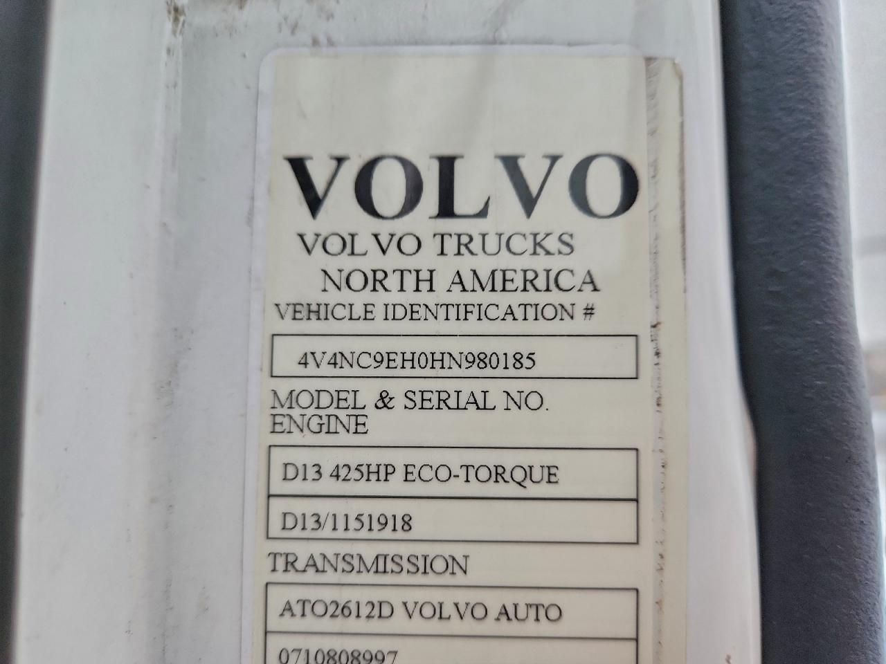 2017 Volvo VNL Semi Truck