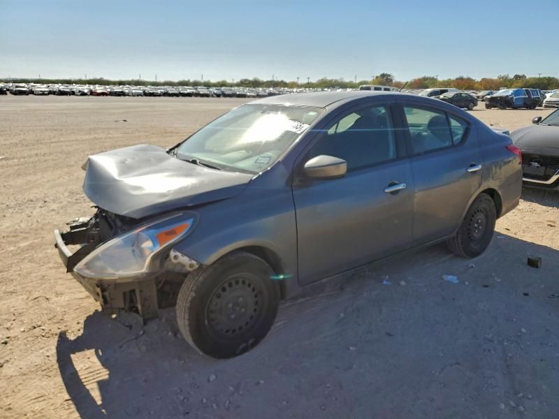 2018 Nissan Versa s