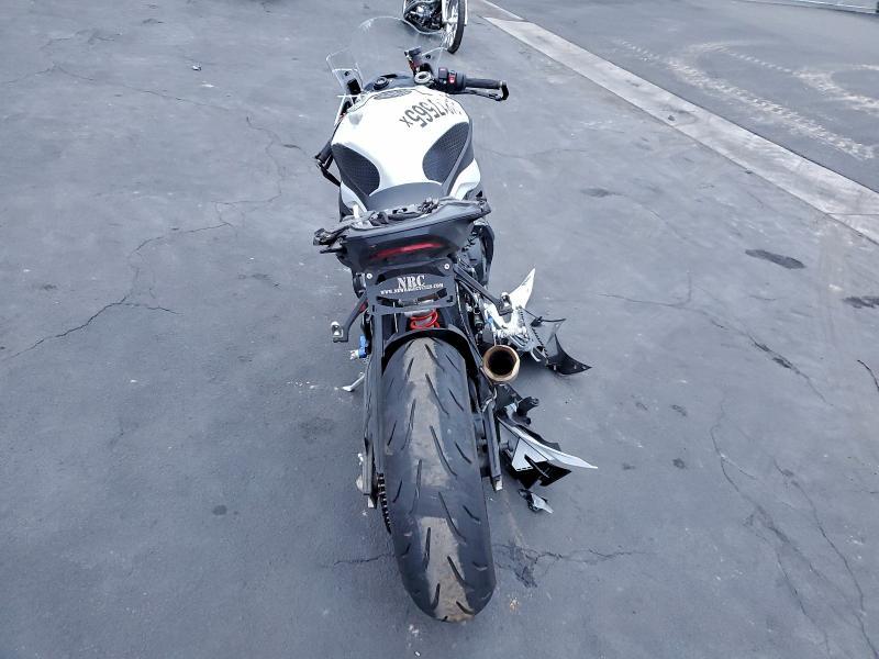 2024 BMW S 1000 RR