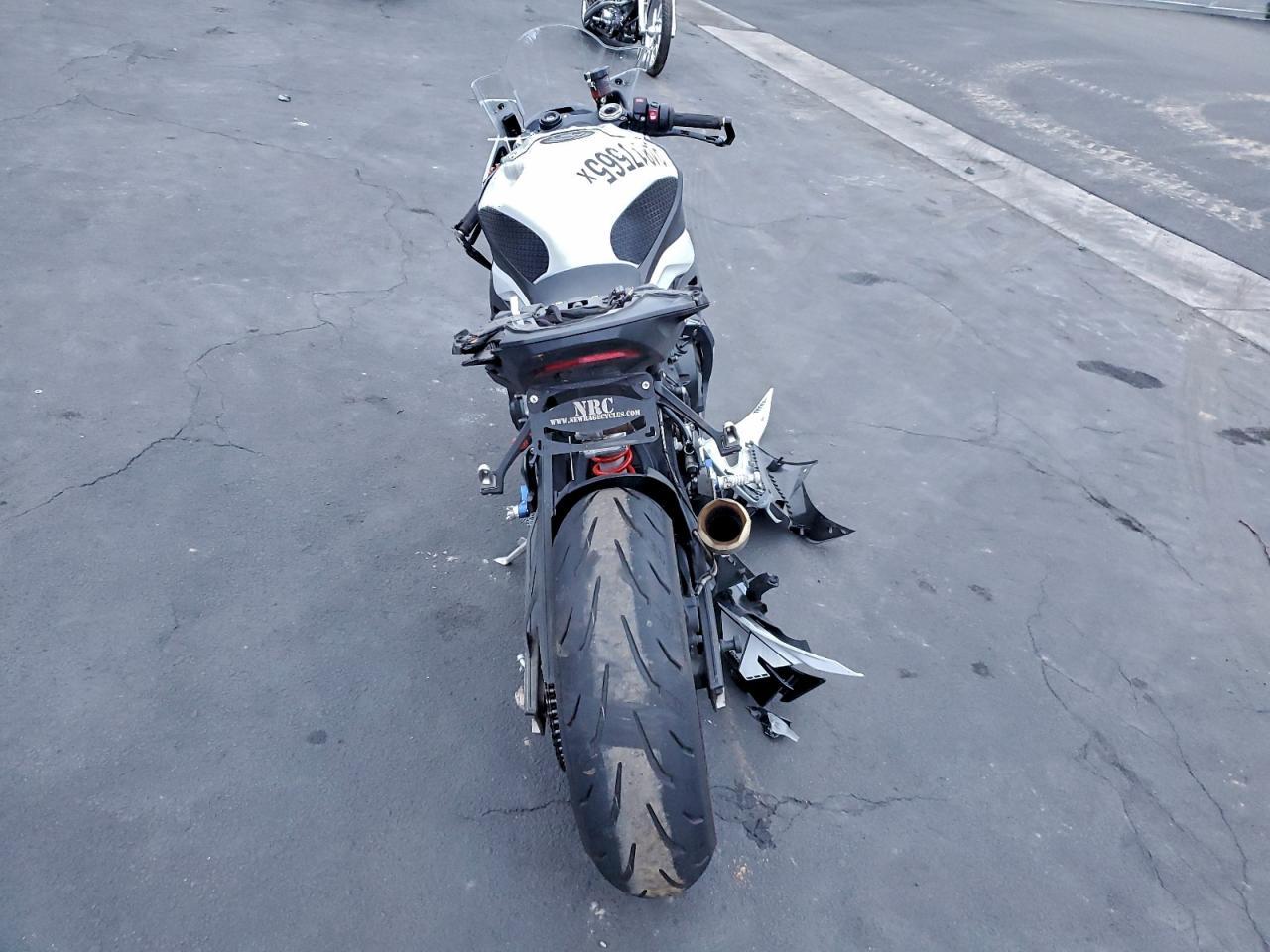 2024 BMW S 1000 RR