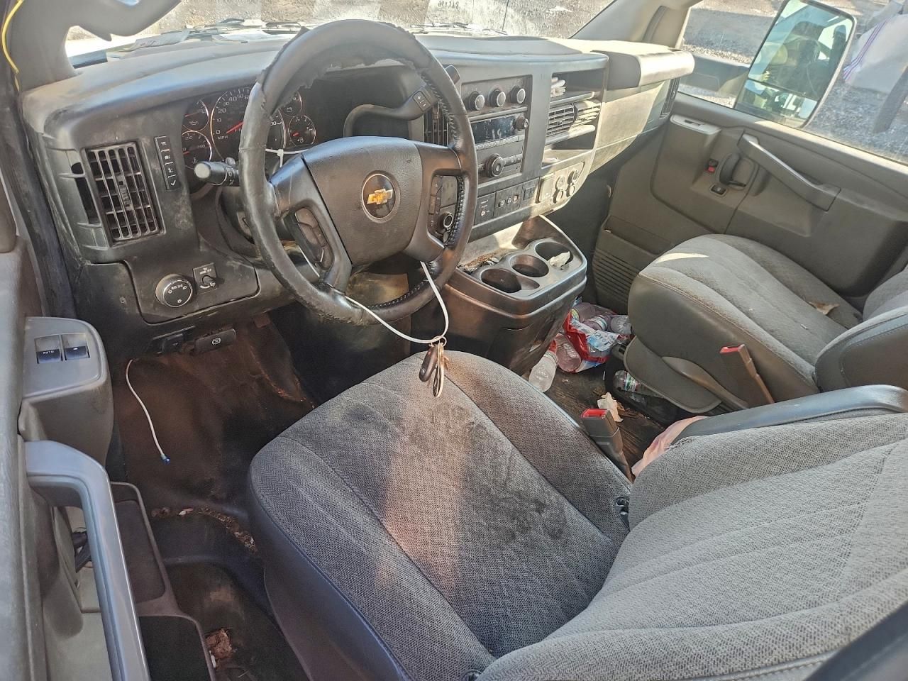 2021 Chevrolet Express Delivery Truck