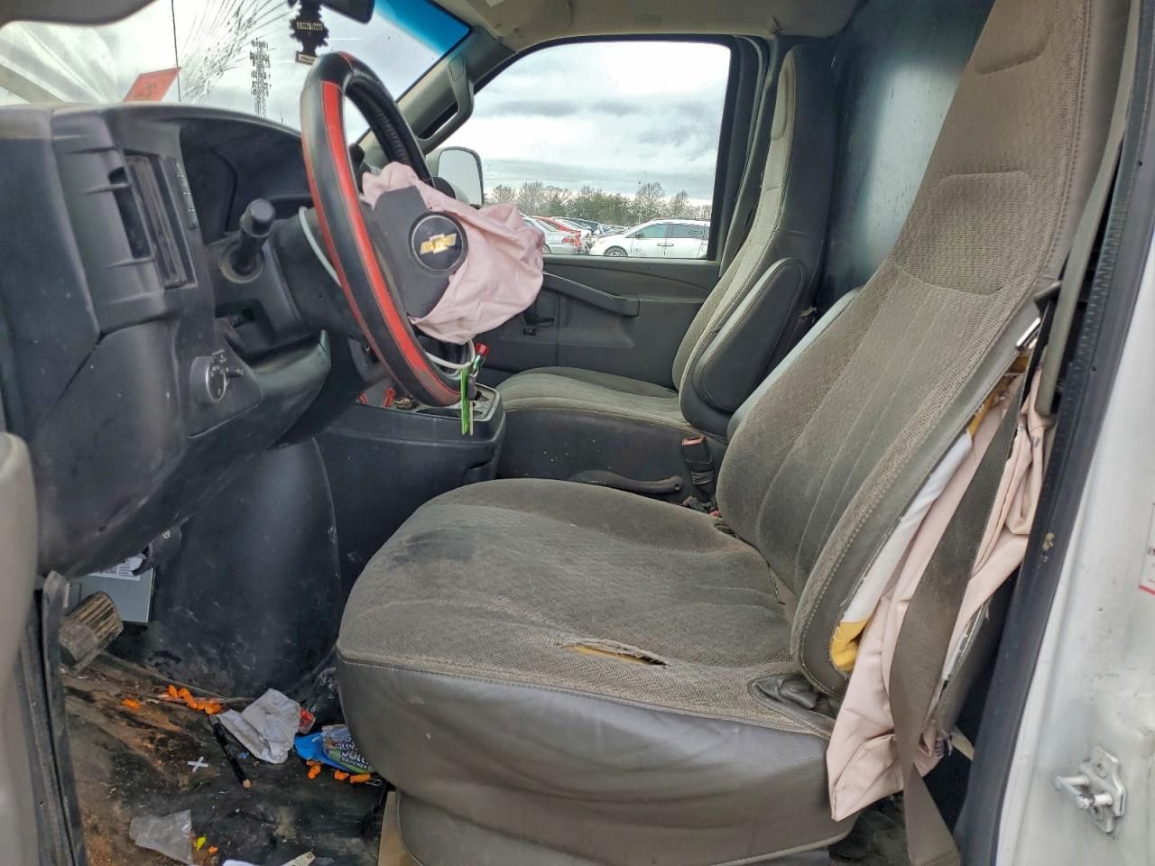 2017 Chevrolet Express 2500 Delivery Van