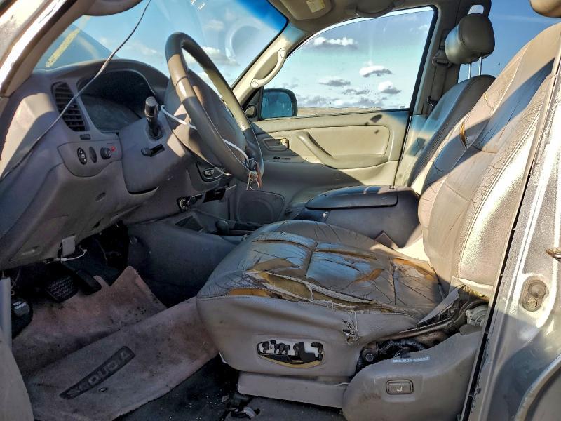 2003 Toyota Sequoia SR5