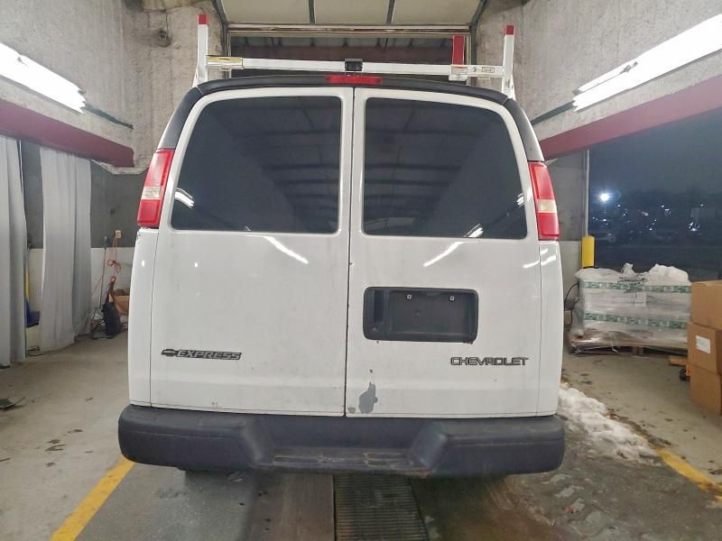 2005 Chevrolet Express G2500 Delivery van