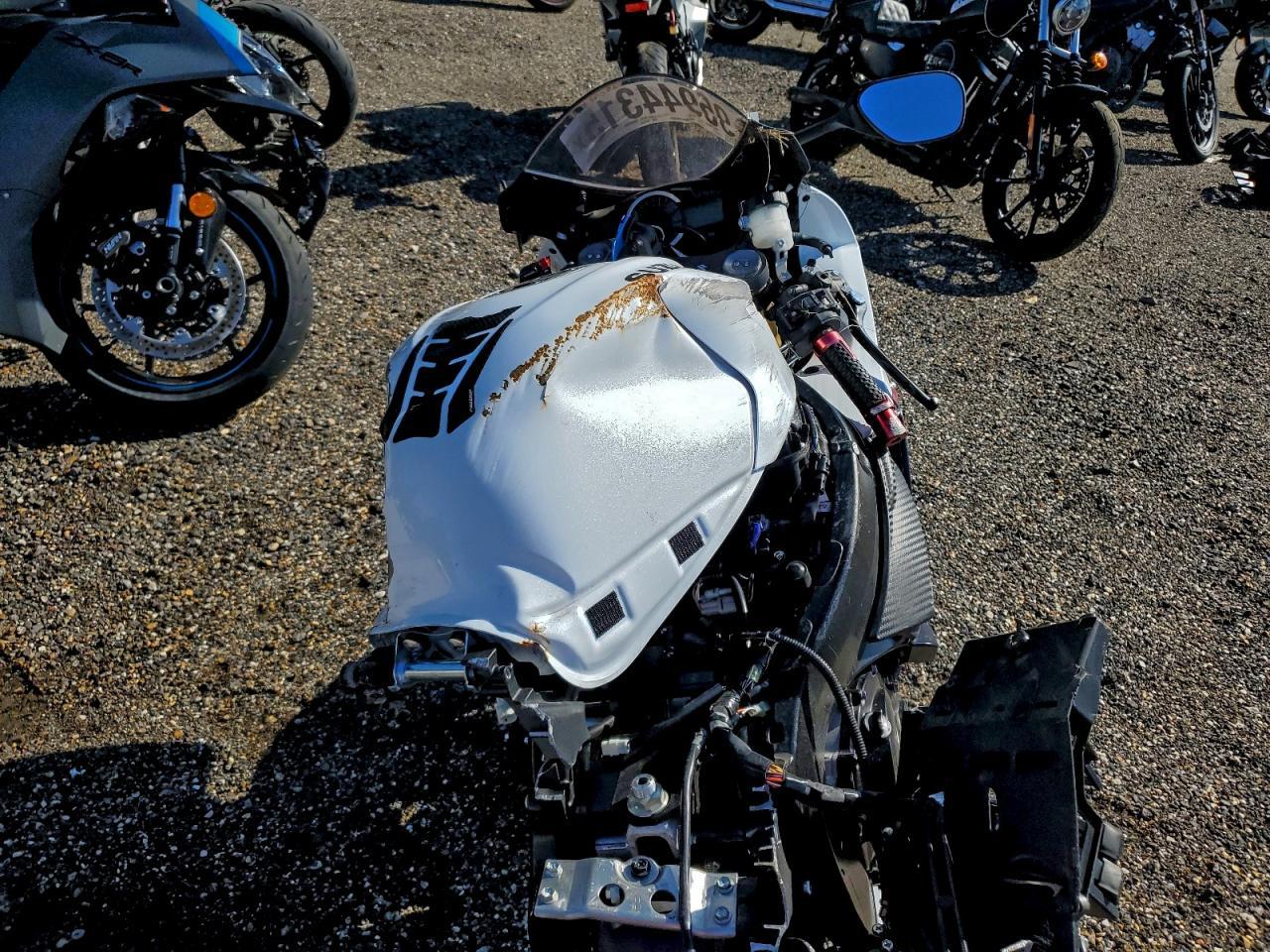 2024 Suzuki GSX-R750